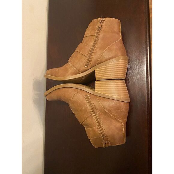 Boots size 6 Justice zipper - Picture 5 of 6